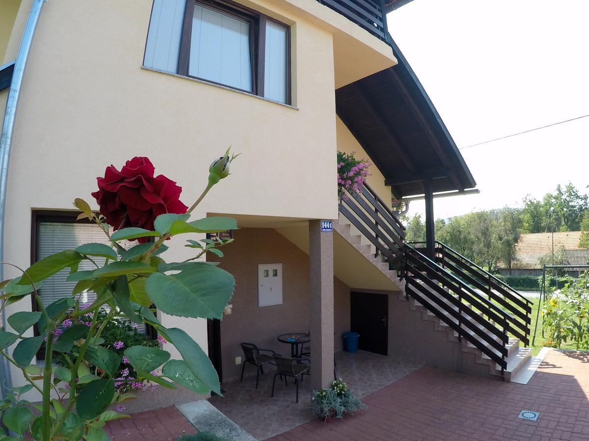 Apartment Ante Slunj Extérieur photo